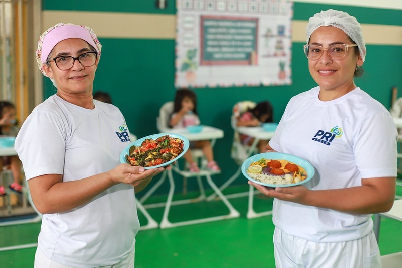 Merendeiras de Manaus disputam prêmio nacional escolar