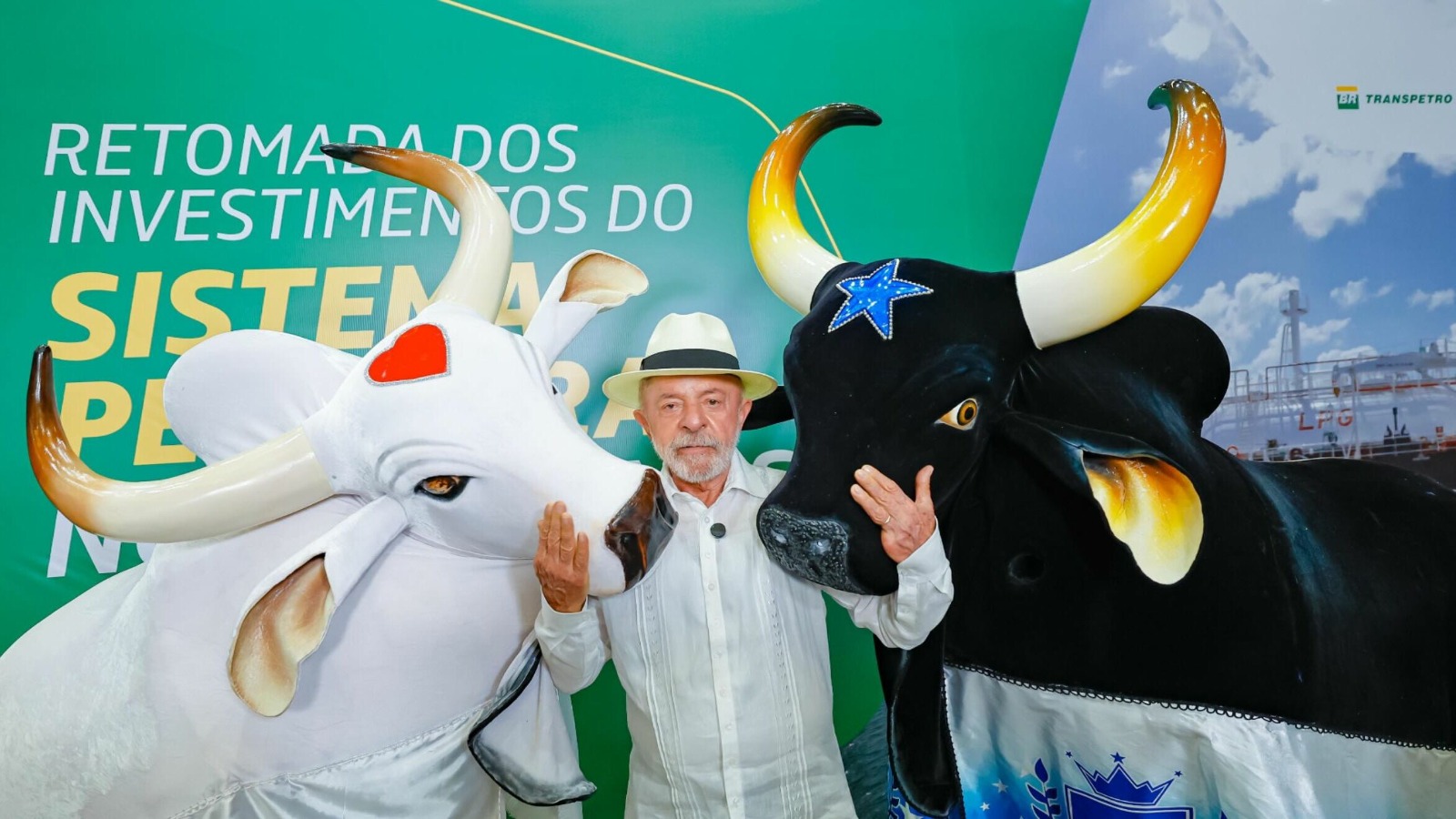 Festival de Parintins recebe elogios de Lula durante agenda oficial em Manaus
