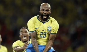 Brasil goleia Panamá e mira estreia na Copa do Mundo